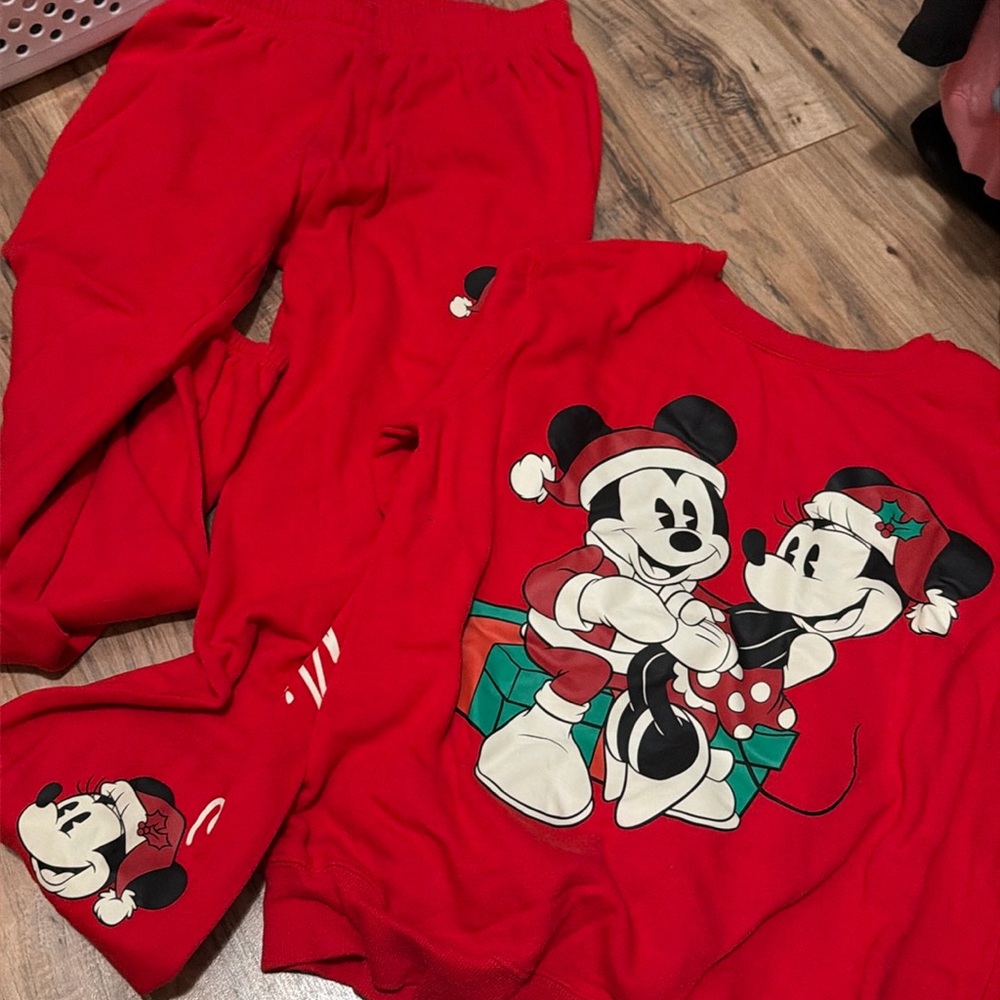 Disney christmas sweatpants and sweatshirt